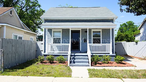 605 Harnett St Photo 1