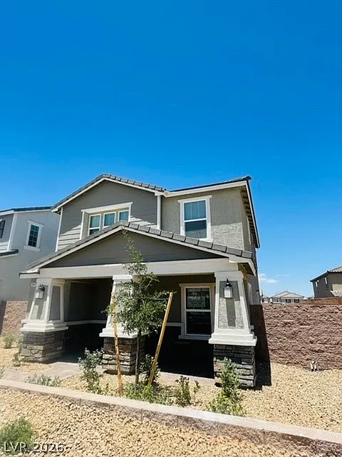 3 bed, 2.5 bath, 1840 sqft, $2,295 — Photo 2