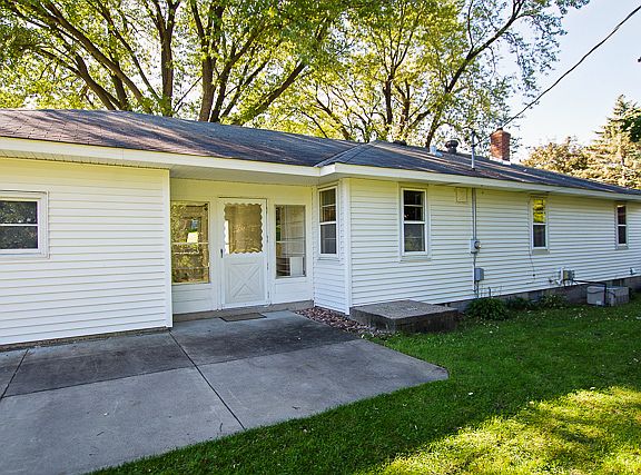 3rd image of 645 Eldridge Ave W