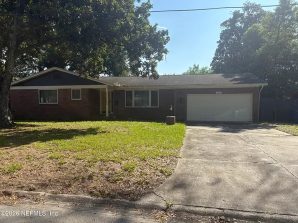 1311 GRANVDIEW Drive, Jacksonville, FL 32211
