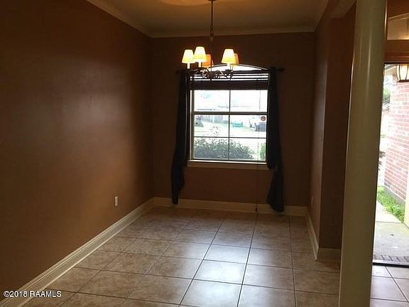 3rd image of 106 Cricklade Ct