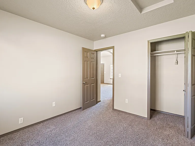 178 E Northridge Ct — Photo 19