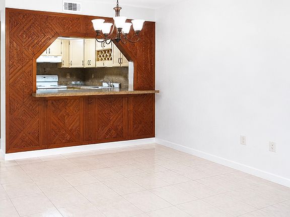 2nd image of 331 NW 82nd Ave APT 1310