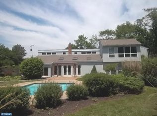 2132 Bustard Rd, Lansdale, PA 19446