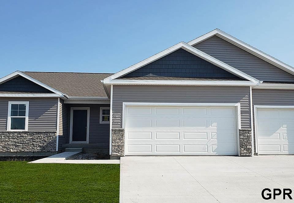 1st image of 6435 Harvest Dr