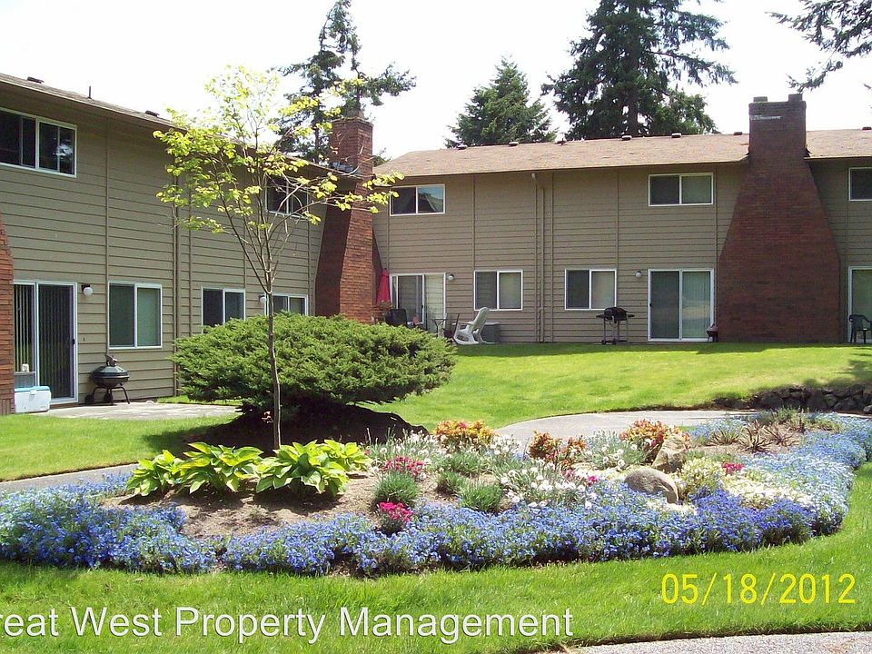 2nd image of 7537 44th St W APT 1