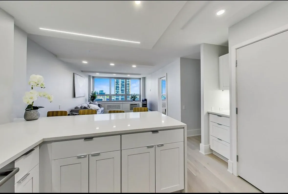 1 bed, 650 sqft, $2,800 — Photo 1
