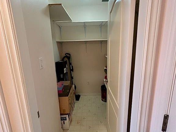 3rd image of 9028 S Alberta Ave #207