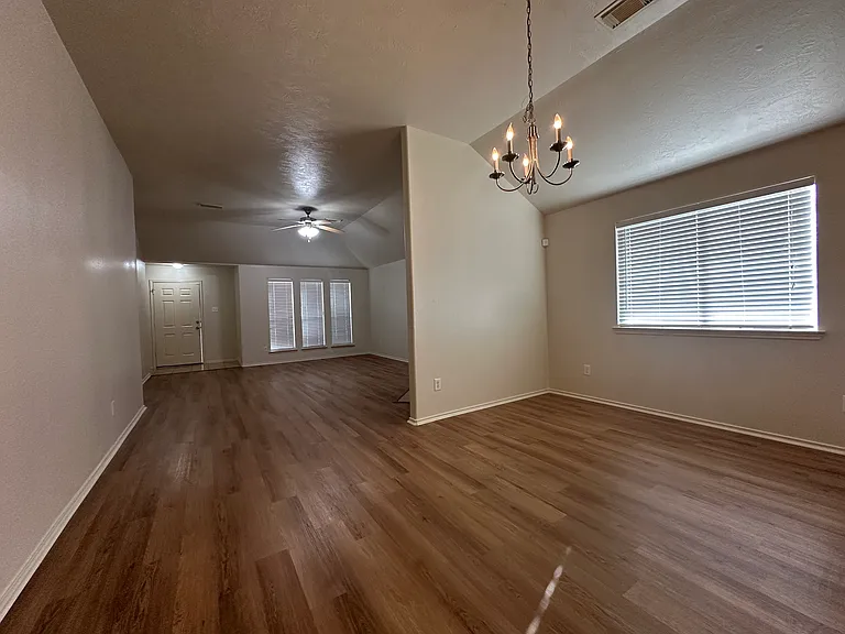 10450 Falling Rapids Ct — Photo 19