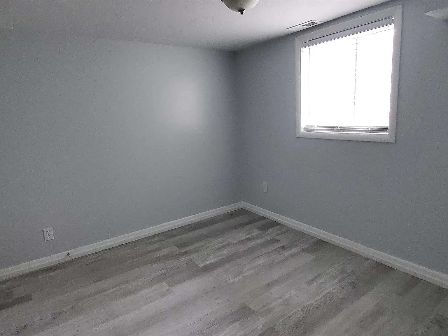 4694 S Lemonwood Cir - B — Photo 4