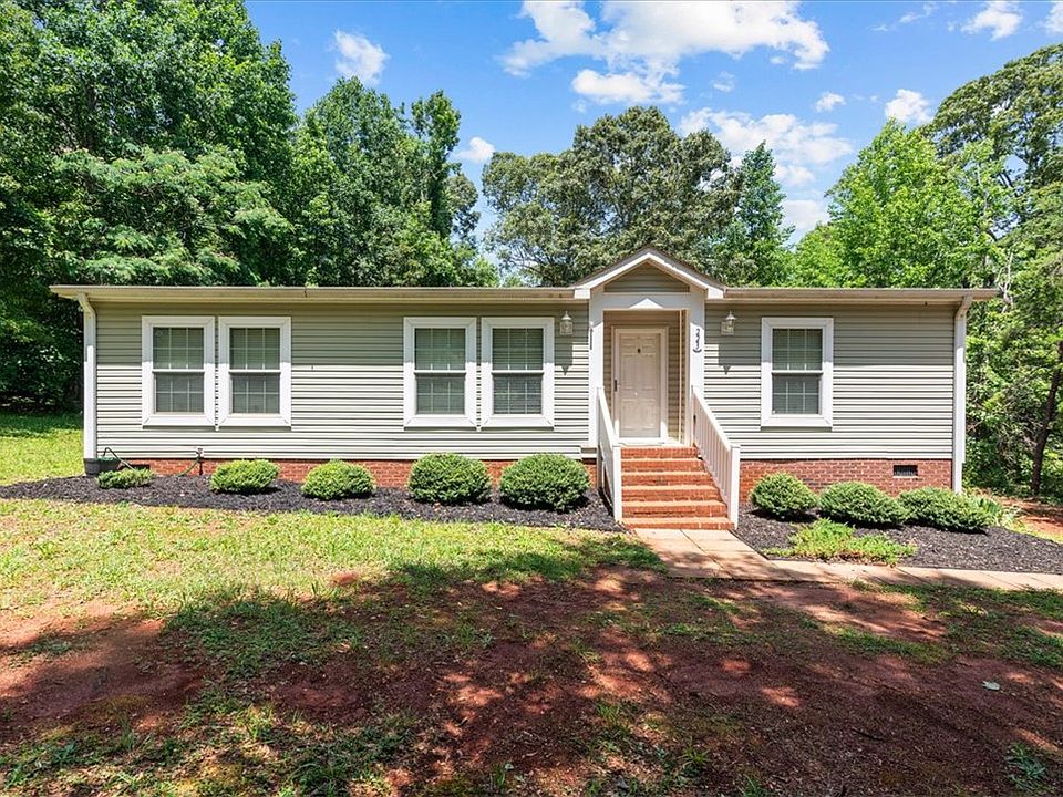 1st image of 223 Red Oak Dr