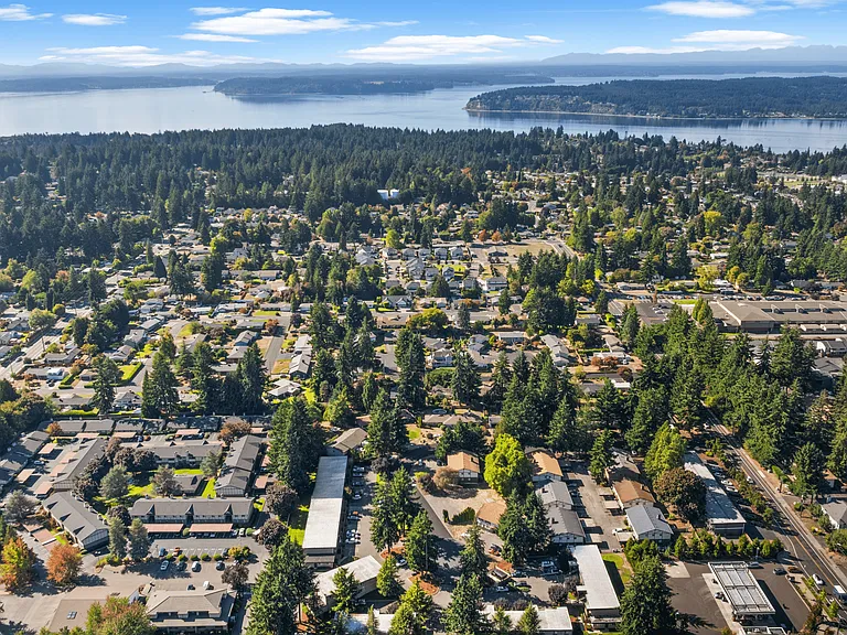 Your community, close to the coast and surrounded by nature.