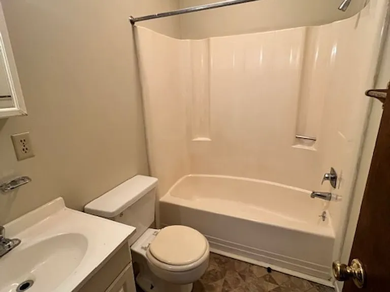 101 & 103 Teakwood Dr — Photo 3