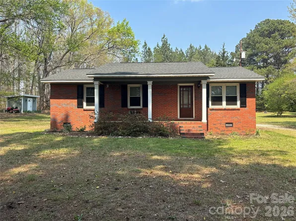 2291 Hicklin Bridge Rd, Edgemoor, SC 29712