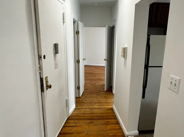 75 Wadsworth Terrace image 1 of 10