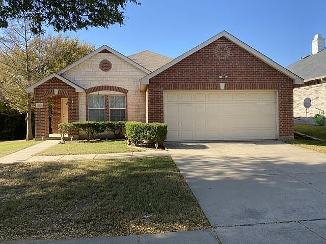 2nd image of 3205 Clydesdale Dr #3205