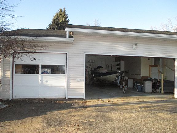 5th image of 306 E North Ave
