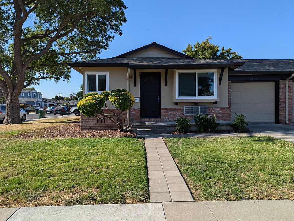 1st image of 2470 Arroyo Dr #2470