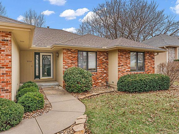 2nd image of 6705 SW Scathelock Rd