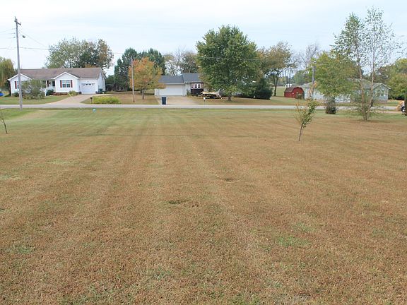 4th image of 629 Edgefield Dr