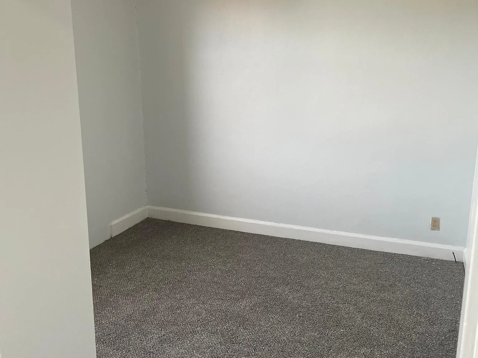 1 bed, 800 sqft, $750 — Photo 4