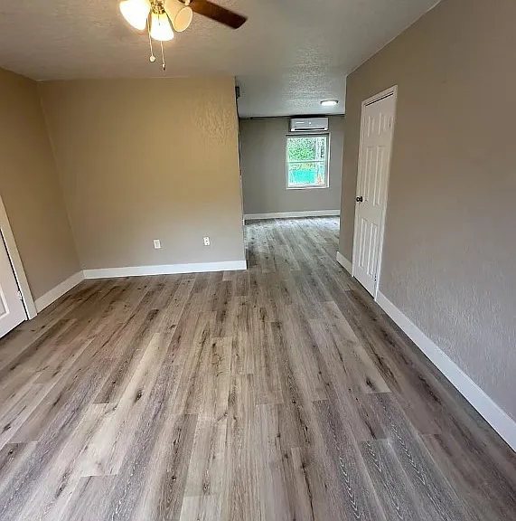 401 Mountain Valley St #C8 — Photo 4