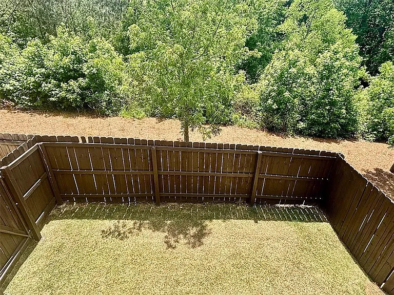 1700 Paxton Dr SW — Photo 25