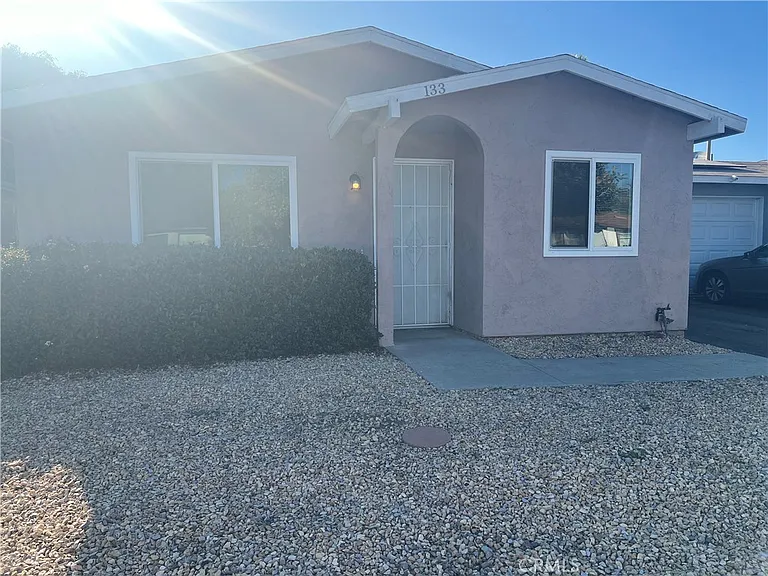 133 Francesca Dr — Photo 45