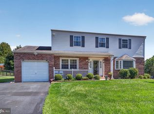 1071 Plowshare Rd, Blue Bell, PA 19422