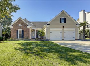 8507 Tonawanda Dr, Charlotte, NC 28277