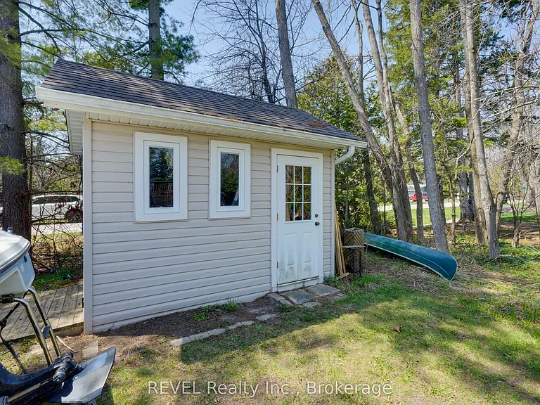 5 Barbara Ave — Photo 10