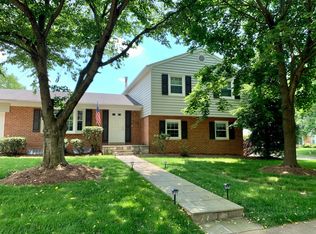 9515 Scarab St, Vienna, VA 22182