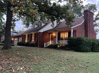 902 S One Mile Rd, Dexter, MO 63841