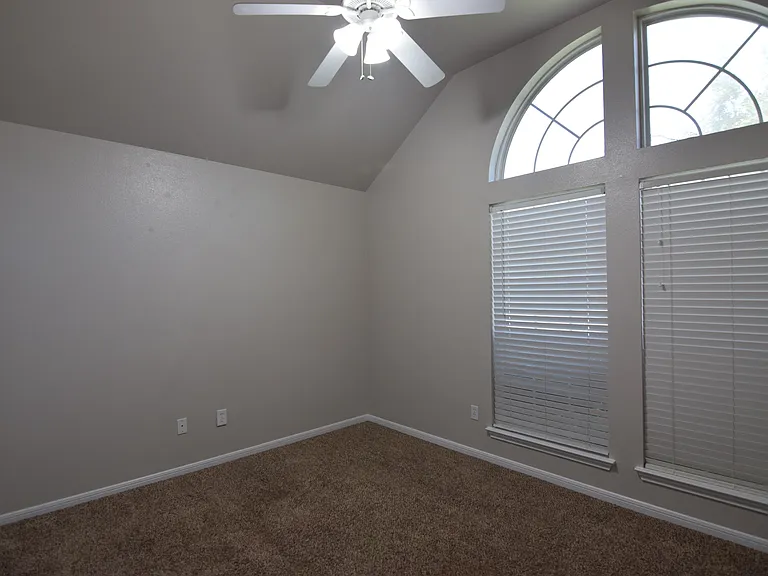 5619 Fair Hill Dr — Photo 14