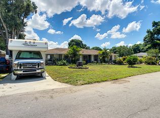 216 Nassau Rd, Winter Haven, FL 33884