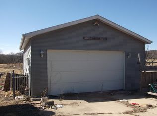 3825 E Peachy Rd, Fremont, IN 46737