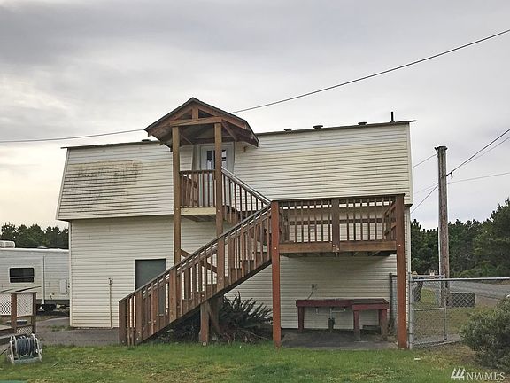 5th image of 29210 H St