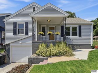 844 S 50th St, Omaha, NE 68106