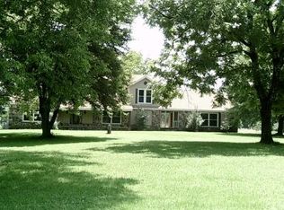 1730 Oak Grove Rd, Savannah, TN 38372