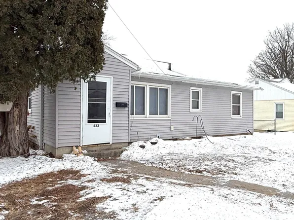 522 10th St NW, Mason City, IA 50401
