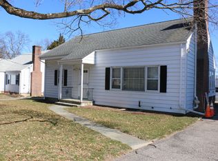 71 Sheephill Rd, Riverside, CT 06878