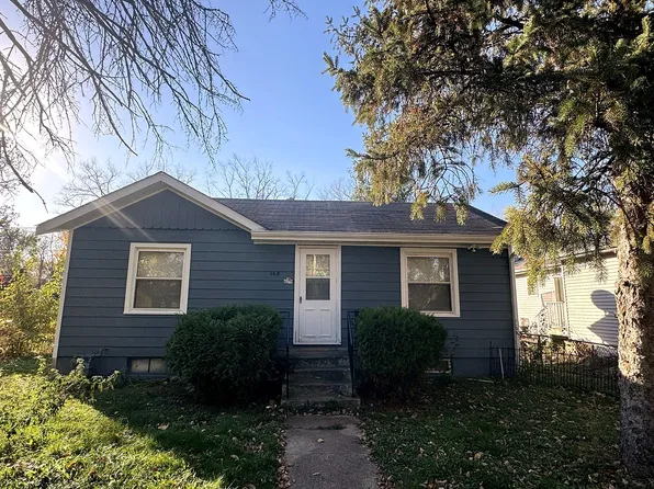 168 S Heather Dr, Crystal Lake, IL 60014