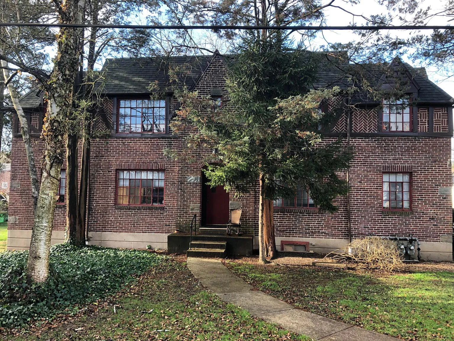 2 bed, 1100 sqft, $1,395 — Photo 1