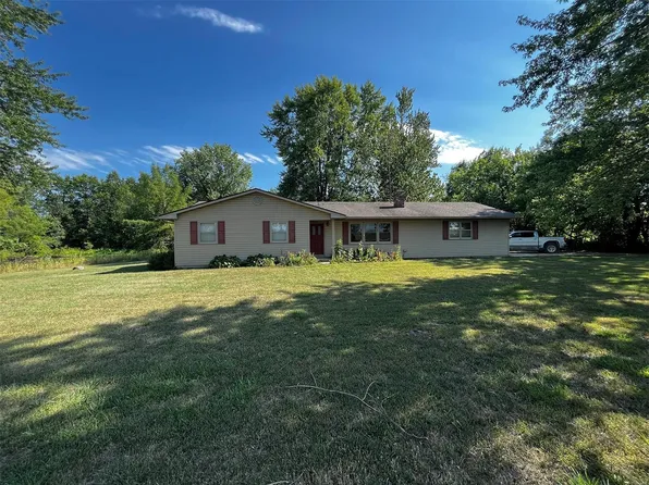 45730 Audrain Rd #556, Vandalia, MO 63382
