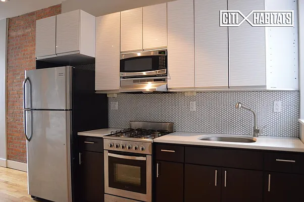 Rented by Citi Habitats | media 18