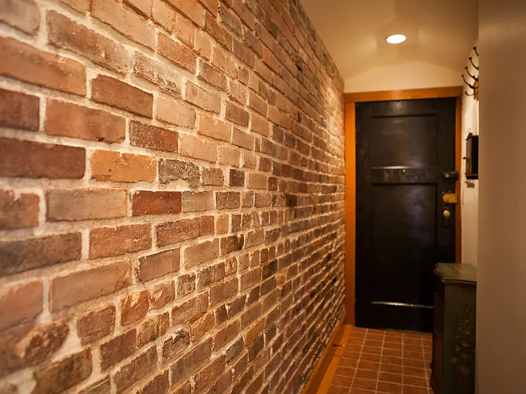 70 Revere St #10 — Photo 7