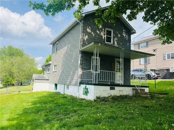 438 4th St, Colver, PA 15927