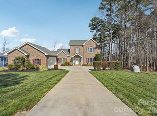 9484 Riviera Dr, Sherrills Ford, NC 28673