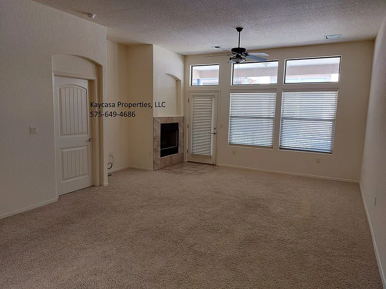 2417 Cortina Mnr — Photo 13