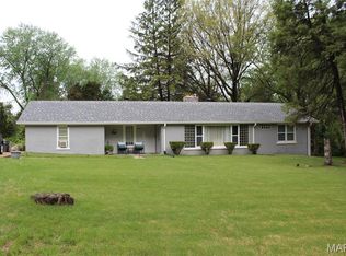 5909 Annex Ct, Saint Louis, MO 63135